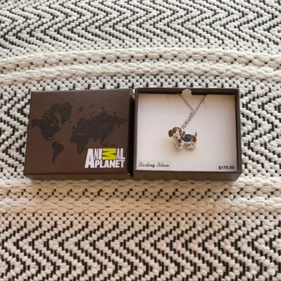 Beagle Sterling Necklace Animal Planet - Picture 1 of 4